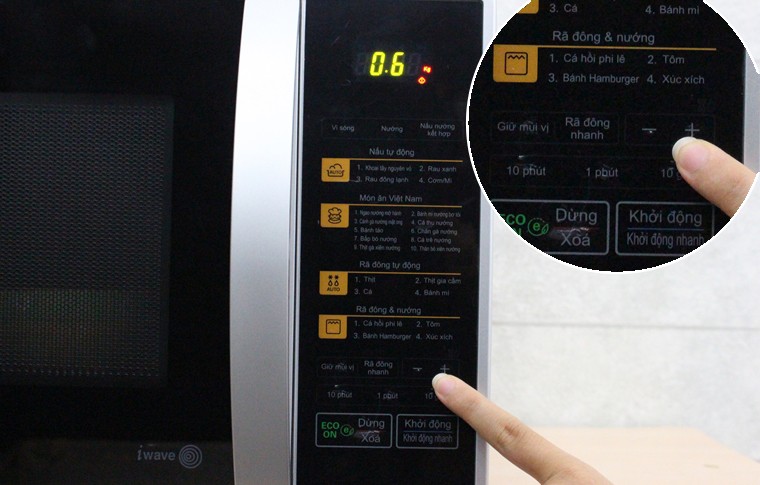 Nhấn “TĂNG (+)” 5 lần để nhập khối lượng 0,6 kg Cách sử dụng chế độ Nấu tự động cho lò vi sóng LG MH6342B > Nhấn “TĂNG (+)” 5 lần để nhập khối lượng 0,6 kg