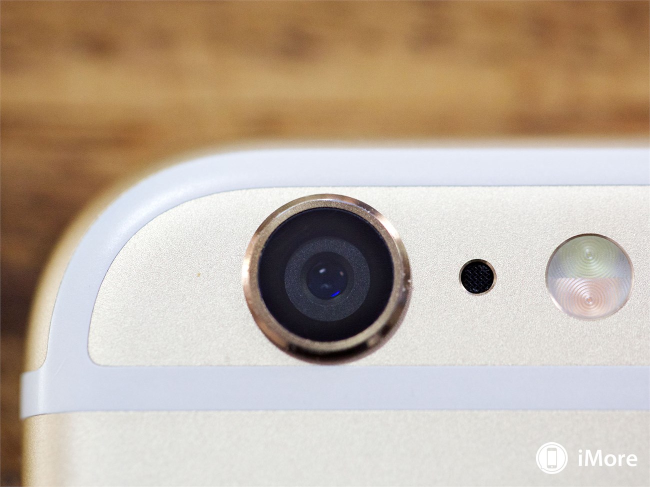 iPhone 6s/6s Plus sẽ không dùng kính sapphire cho ống kính camera sau?