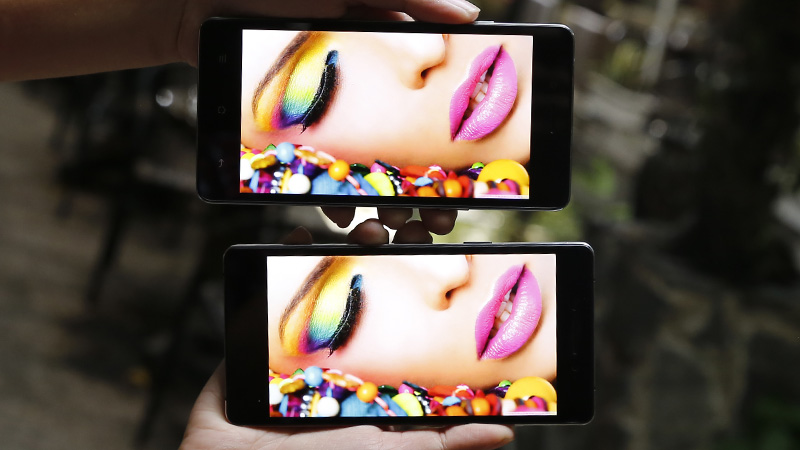 So sánh hiển thị Oppo R1k và Mirror 5 So sánh hiển thị Oppo R1k và Mirror 5