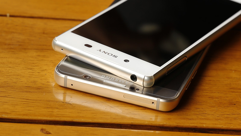 Samsung Galaxy Note 5 và Sony Xperia Z3 Plus