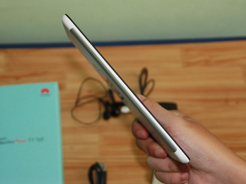 Mở hộp Huawei MediaPad T1 7.0 Mở hộp Huawei MediaPad T1 7.0