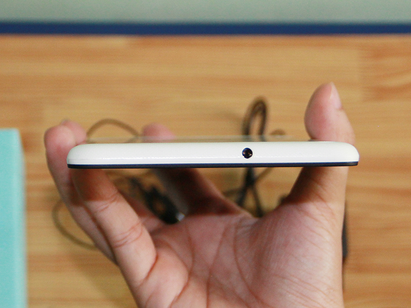 Mở hộp Huawei MediaPad T1 7.0 Mở hộp Huawei MediaPad T1 7.0