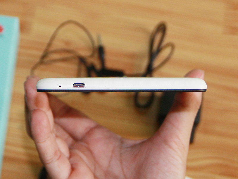 Mở hộp Huawei MediaPad T1 7.0 Mở hộp Huawei MediaPad T1 7.0