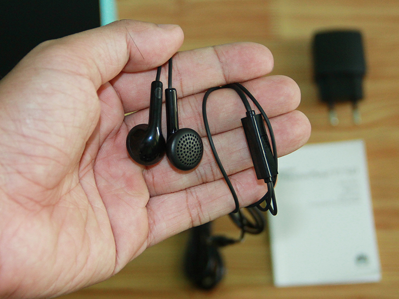 Mở hộp Huawei MediaPad T1 7.0 Mở hộp Huawei MediaPad T1 7.0