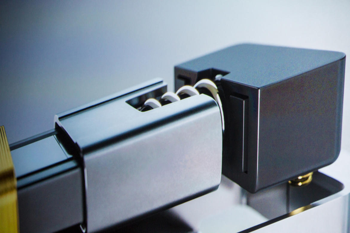 Lò xo trên iPhone mới