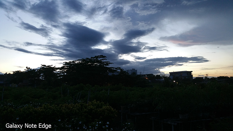 Hình chụp từ Note Edge Hình chụp từ Note Edge