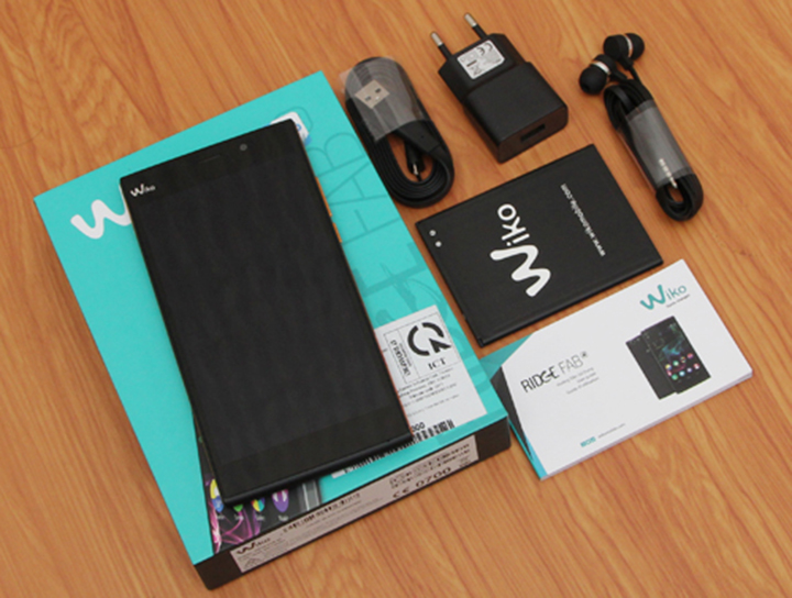 Phụ kiện kèm theo