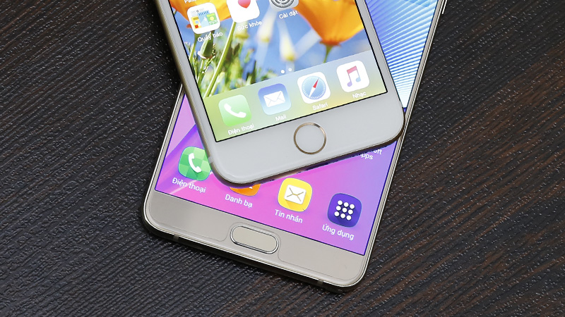 iphone-6-note-5-mat-truoc-dieu-huong
