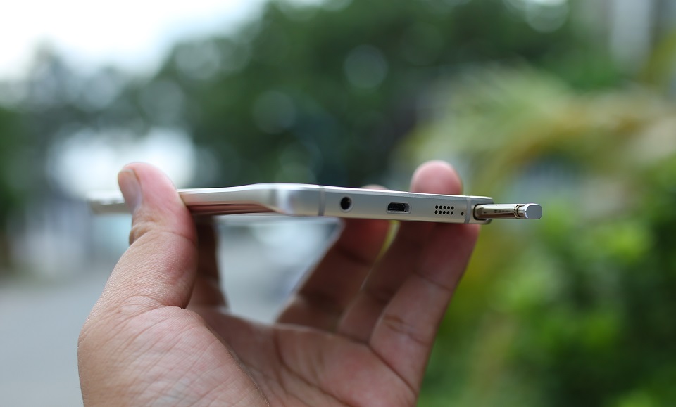 Cạnh khung sườn Samsung Galaxy Note 5 Cạnh khung sườn Samsung Galaxy Note 5