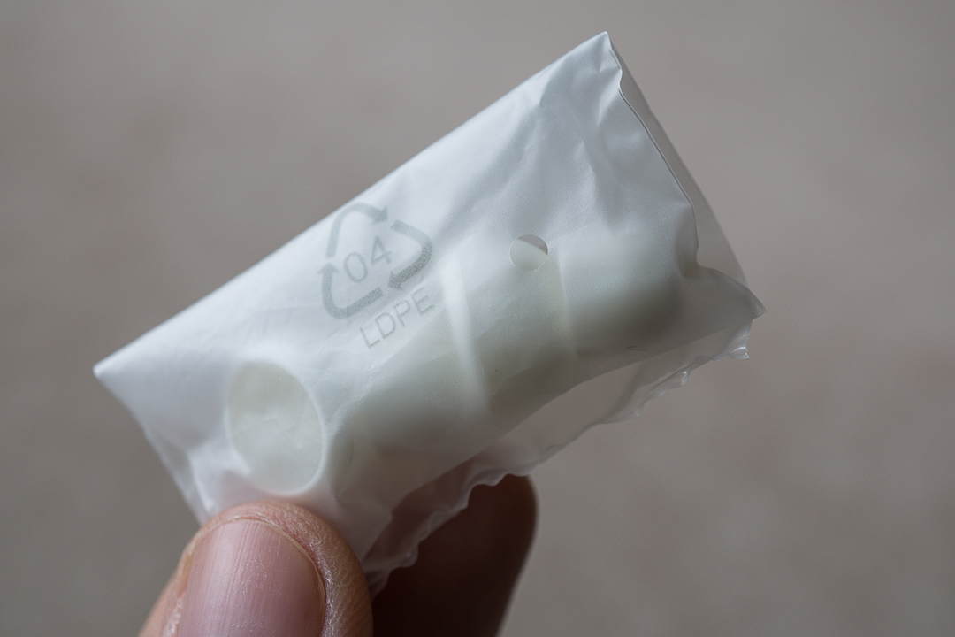 Mở hộp HTC One M8 Eye