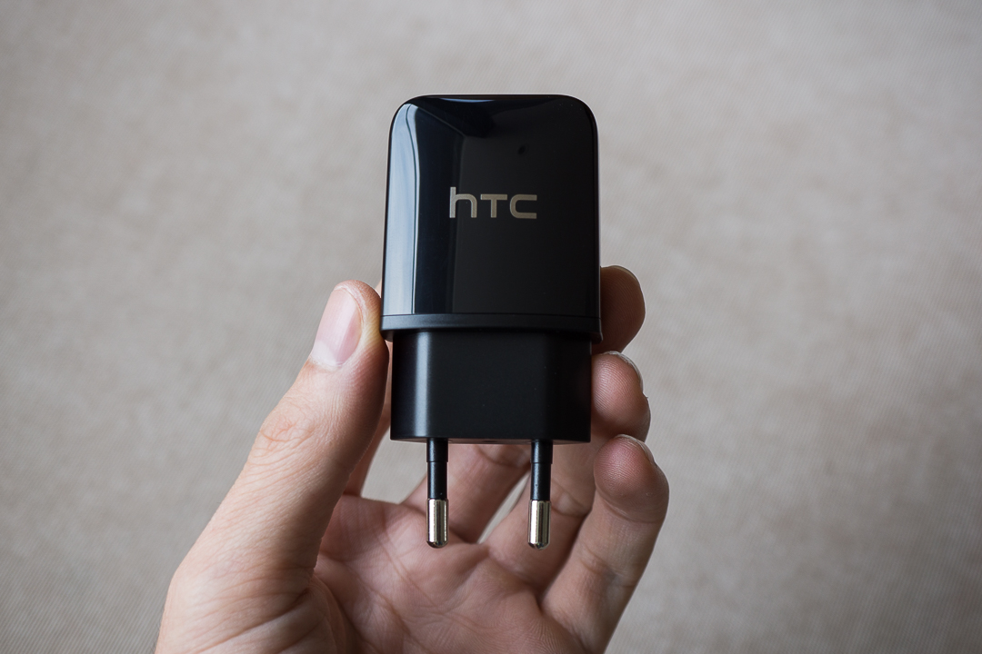 Mở hộp HTC One M8 Eye