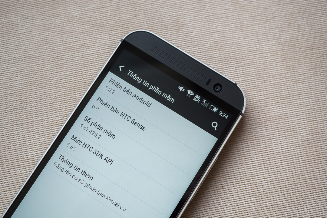 Mở hộp HTC One M8 Eye