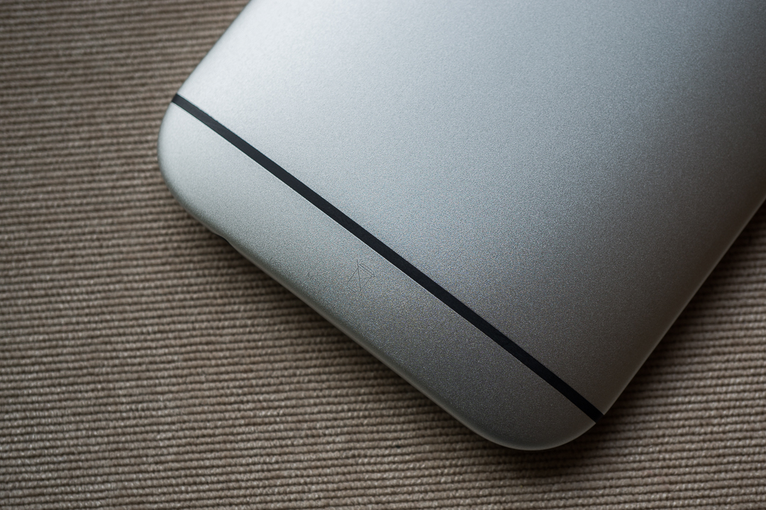 Mở hộp HTC One M8 Eye