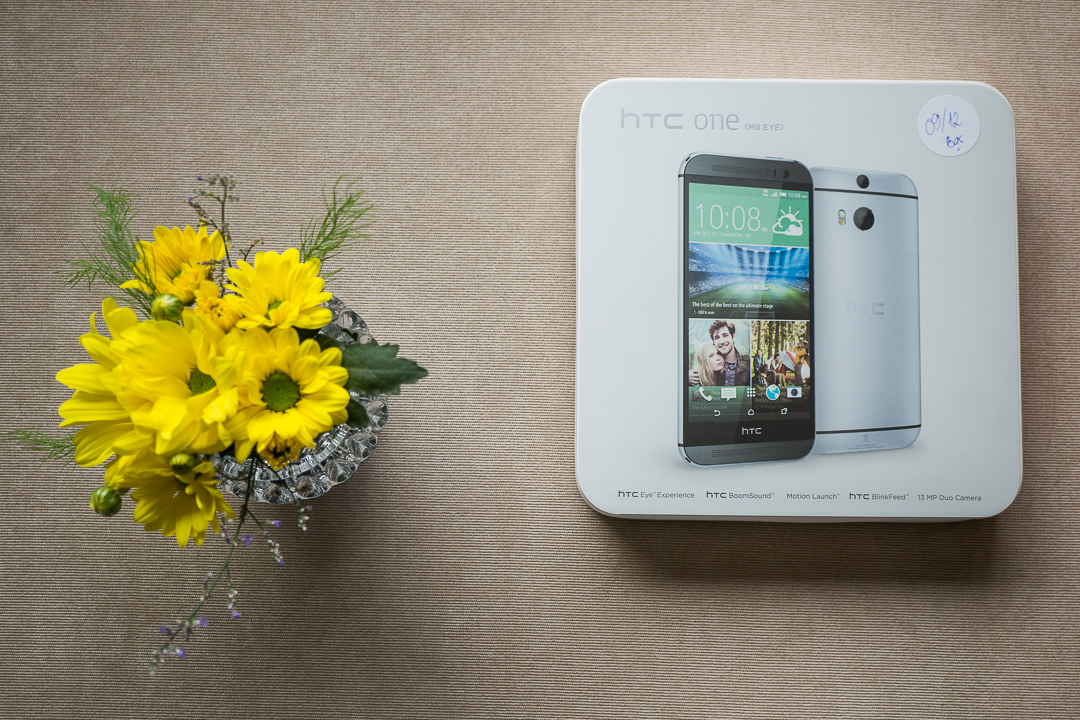 Mở hộp HTC One M8 Eye