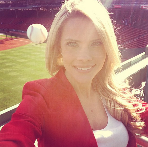 Selfie trong sân bóng