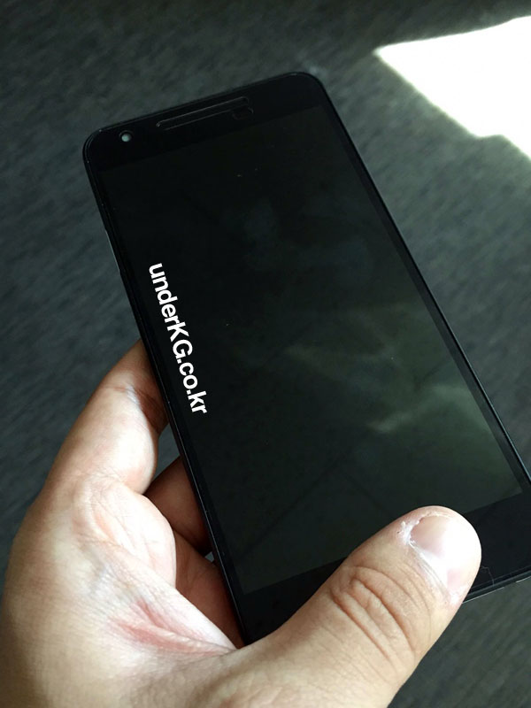 Hình ảnh Nexus 5 chạy Android 4.4 xuất hiện - VnExpress Số hóa