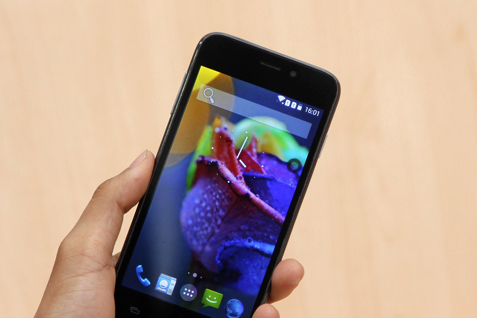 Camera trước, cảm biến