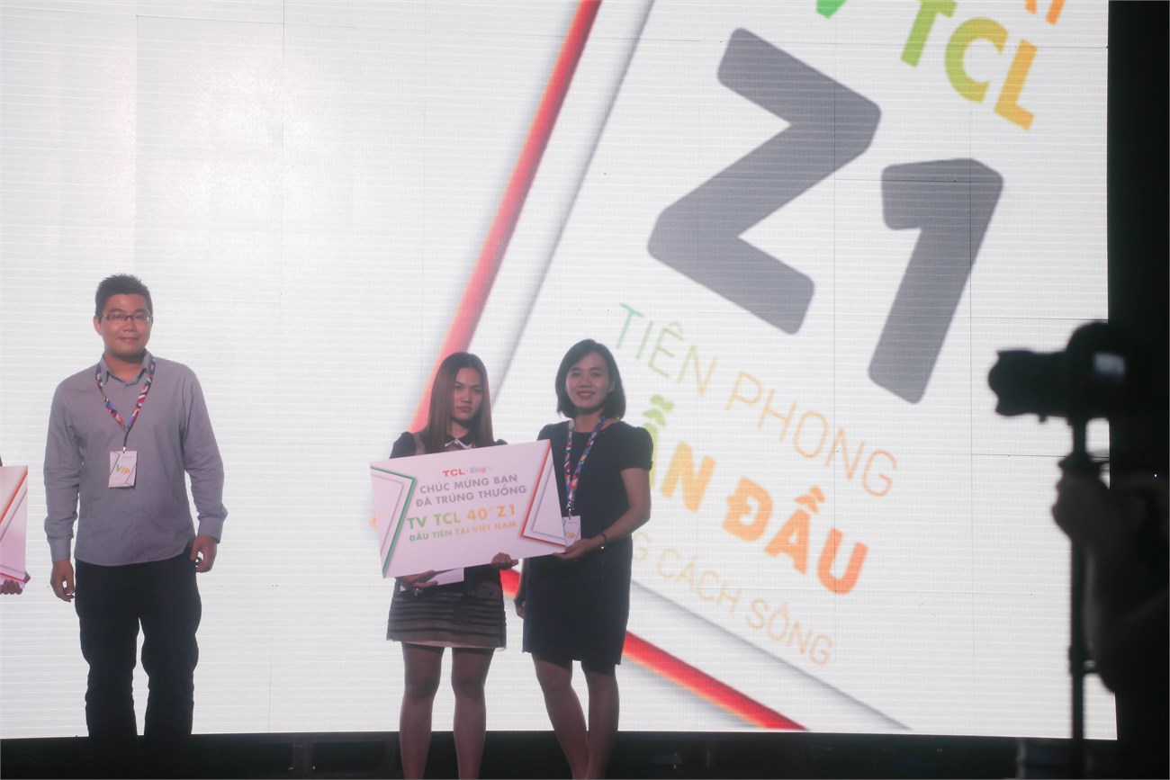 Lễ ra mắt TV TCL Z1 2 Lễ ra mắt TV TCL Z1 2