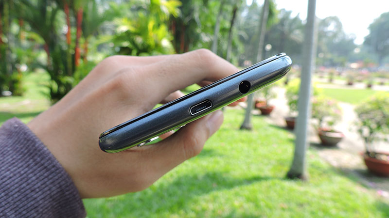 Cạnh trên Cạnh trên