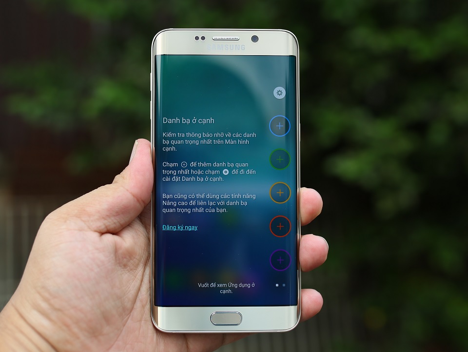 Tính năng màn hình cạnh trên Samsung Galaxy S6 Edge Plus