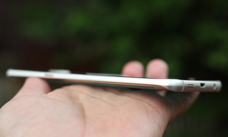 Bộ khung sườn Galaxy S6 Edge Plus