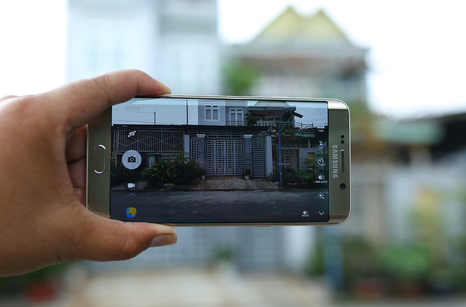 Giao diện ứng dụng camera Samsung Galaxy S6 Edge Plus