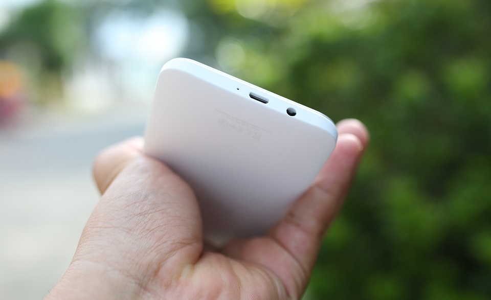 Bộ khung sườn  HTC Butterfly 2