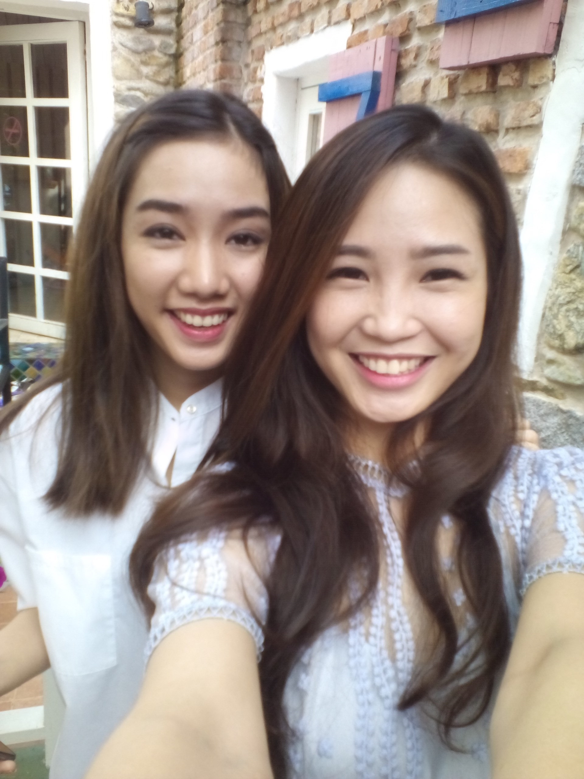 Ảnh selfie được chụp từ camera trước 5MP của Mobiistar LAI 504C Ảnh selfie được chụp từ camera trước 5MP của Mobiistar LAI 504C