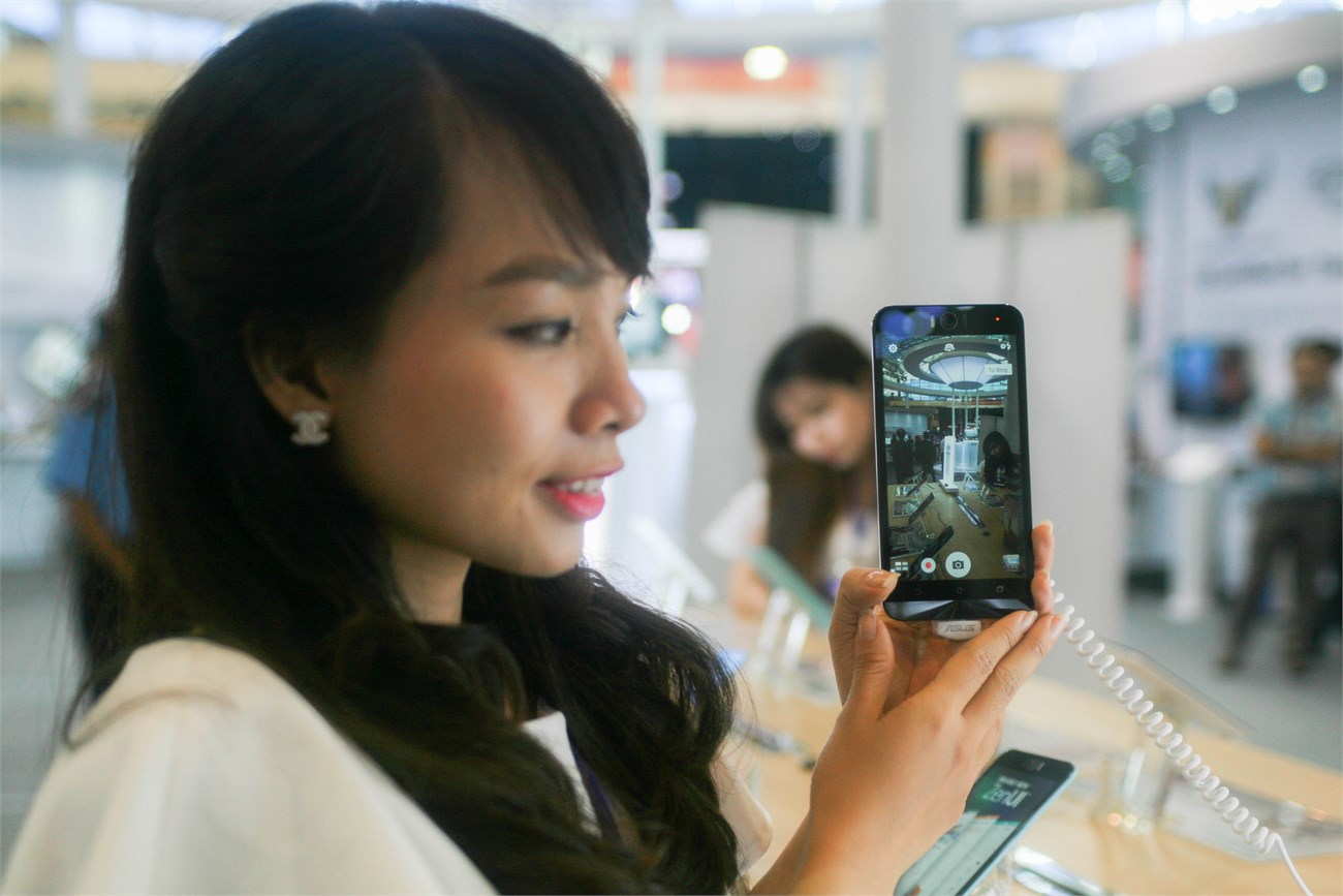 ZenFone Selfie có camera rất tốt