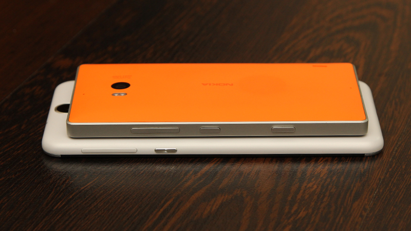 Cạnh viền Lumia 930 và One E9 Dual Cạnh viền Lumia 930 và One E9 Dual