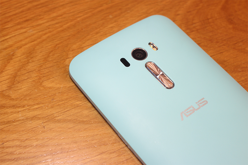 Đánh giá ASUS Zenfone Selfie Đánh giá ASUS Zenfone Selfie