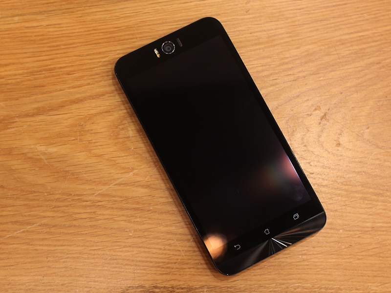 Đánh giá ASUS Zenfone Selfie Đánh giá ASUS Zenfone Selfie