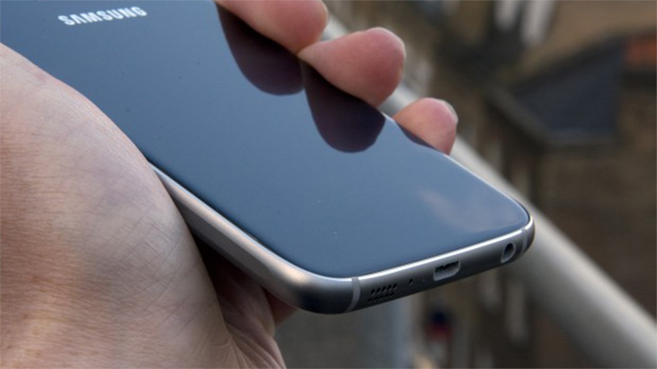 Galaxy S7 sẽ sử dụng hợp kim cứng cáp hơn Galaxy S7 sẽ sử dụng hợp kim cứng cáp hơn