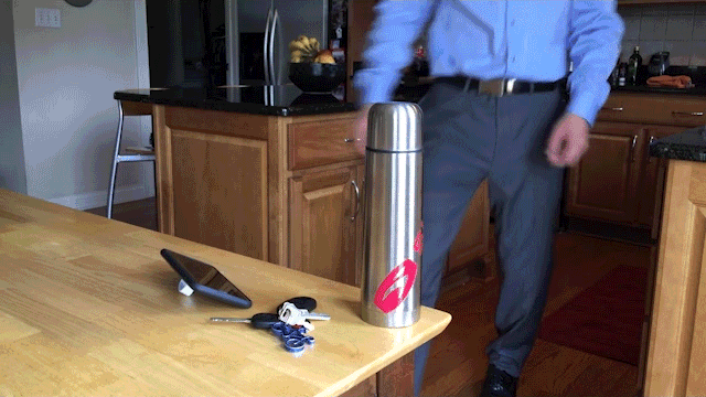 Chỉ cần xỏ ngón vào Loopy và gom các dụng cụ khác theo cùng Chỉ cần xỏ ngón vào Loopy và gom các dụng cụ khác theo cùng