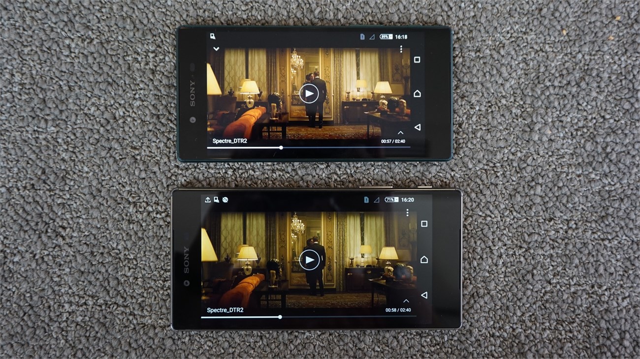 Sony Xperia Z5 Premium đọ màn hình với Xperia Z5 Sony Xperia Z5 Premium đọ màn hình với Xperia Z5
