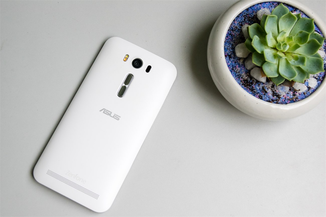 asuszenfonelaser6 asuszenfonelaser6