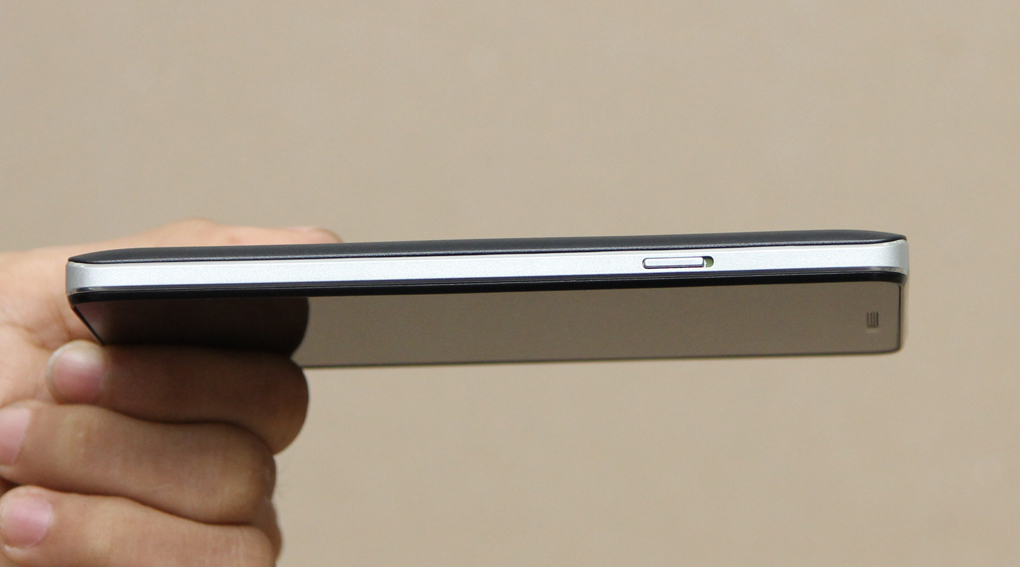 Vibe P1m có thiết kế chắc chắn Vibe P1m có thiết kế chắc chắn