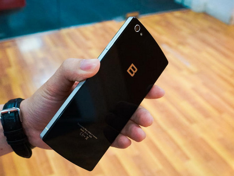 Bphone khá đẹp mắt Bphone khá đẹp mắt