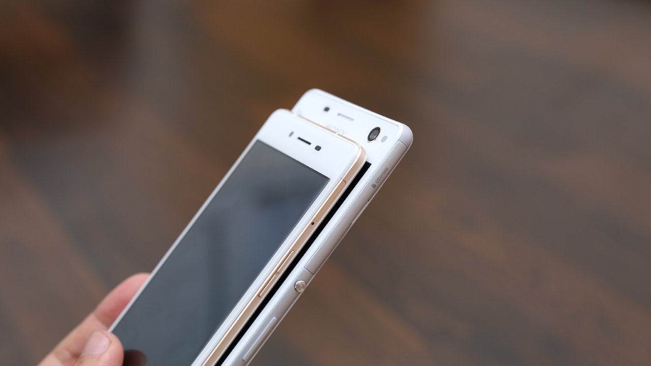 Cạnh viền Oppo R7 Lite và Sony C4 Dual Cạnh viền Oppo R7 Lite và Sony C4 Dual