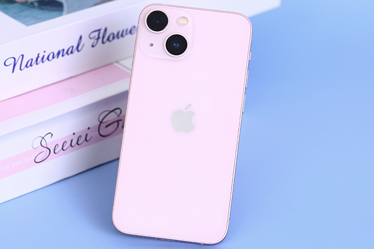 iPhone màu hồng mơ mộng, nhẹ nhàng