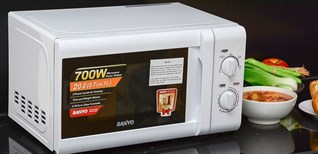 Tại sao lò vi sóng bị đánh lửa trong lò?