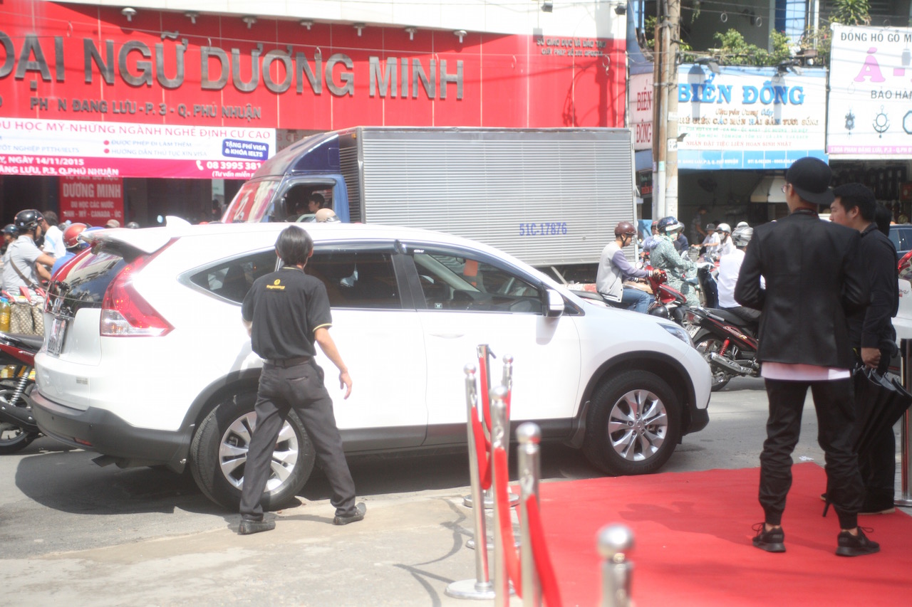 Buổi lễ trao iPhone 6s/6s Plus chính hãng ở Thế Giới Di Động