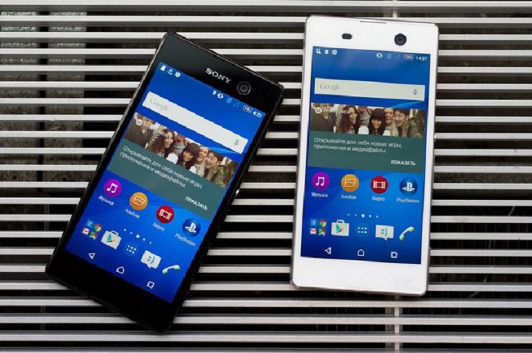 Màn hình sử dụng công nghệ tiên tiến Mobile BRAVIA Engine 2 của Sony (Xperia M5 (bên trái) và Xperia C5)