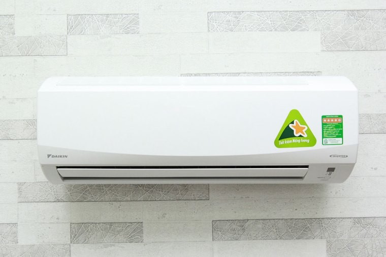 Máy lạnh Daikin FTKC25PVMV