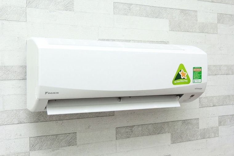 Máy lạnh Daikin FTKC35PVMV