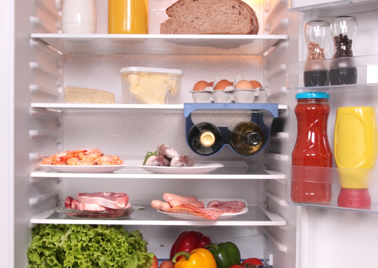 5+ thói quen đầu độc bạn khi dùng tủ lạnh không đúng cách Dung-de-tu-lanh-bien-thanh-o-vi-khuan-trong-nha2