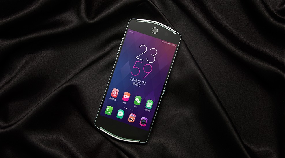 Meitu V4 camera trước 21MP Meitu V4 camera trước 21MP