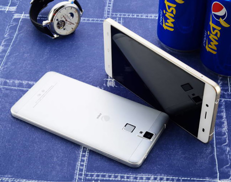 Điện thoại smartphone Pepsi