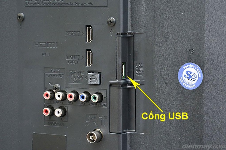 Kiểm tra cổng USB trên tivi