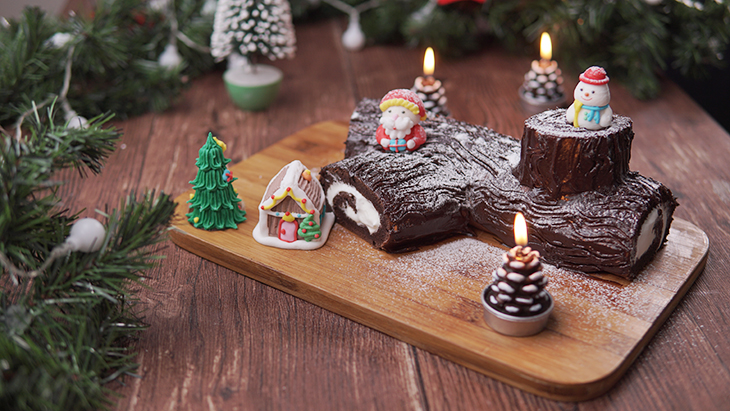 Cách làm bánh khúc cây Noel siêu đơn giản tại nhà Cách làm bánh khúc cây Noel siêu đơn giản tại nhà